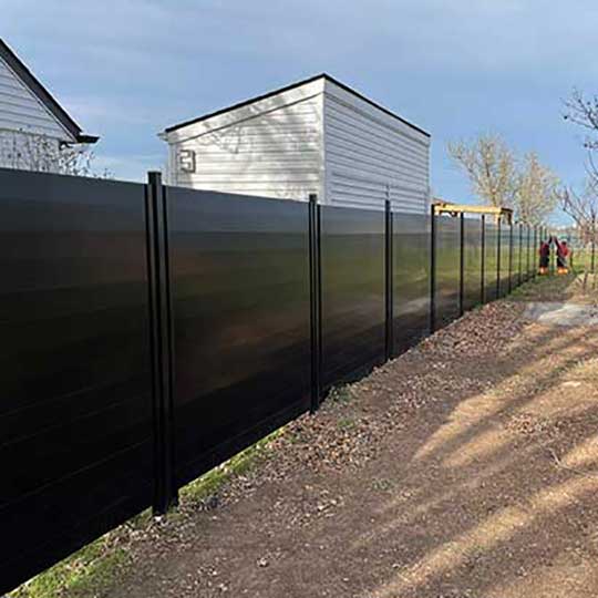 Privacy-Aluminum-Fencing