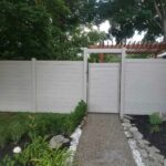 Horizontal Vinyl Fence Installed in Shanty Bay