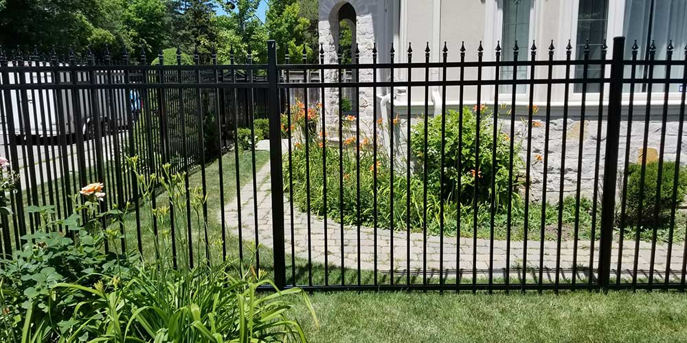 Aluminum-Picket-Fencing-Panel Installed in Innisfil Ontario